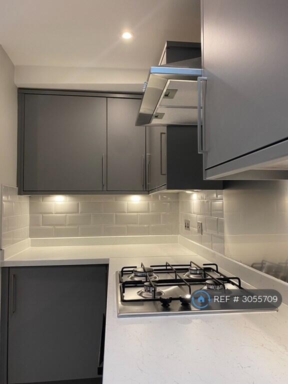 Apartment in Leeds - View 4