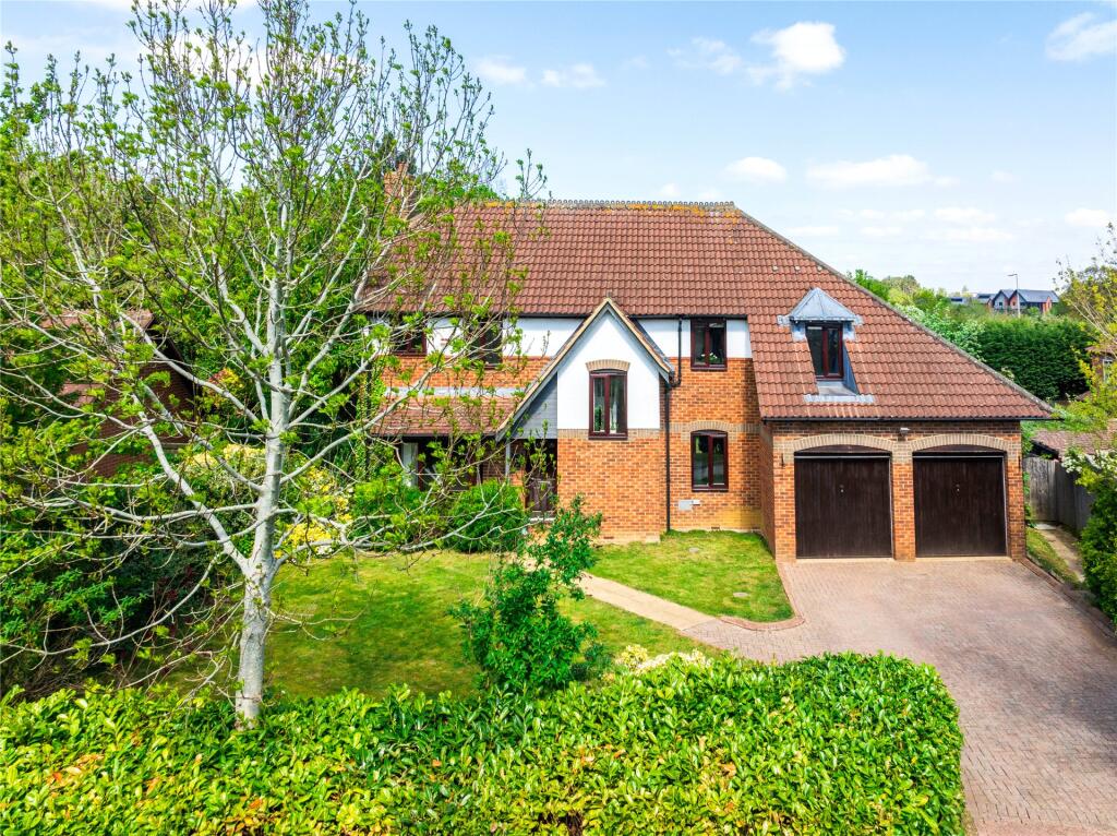Main image of property: Cloudberry, Walnut Tree, Milton Keynes, Buckinghamshire, MK7