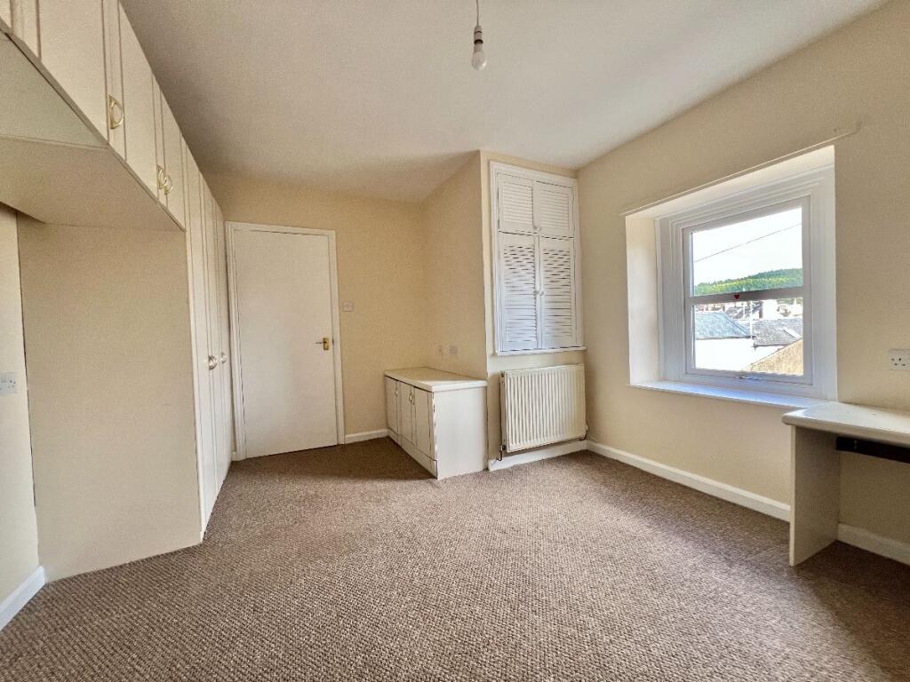 House in Penrith, Castle Hill, Castletown - More