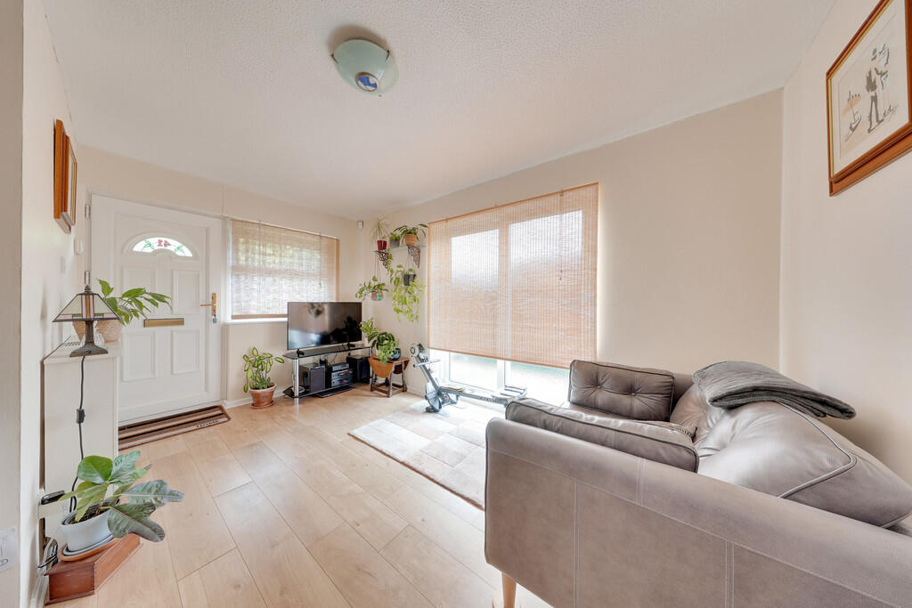 House in Bromley - View 2