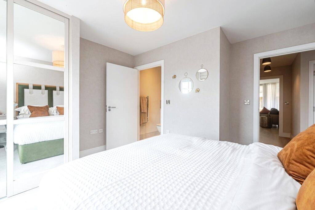 Apartment in Newbury, West Berkshire - More