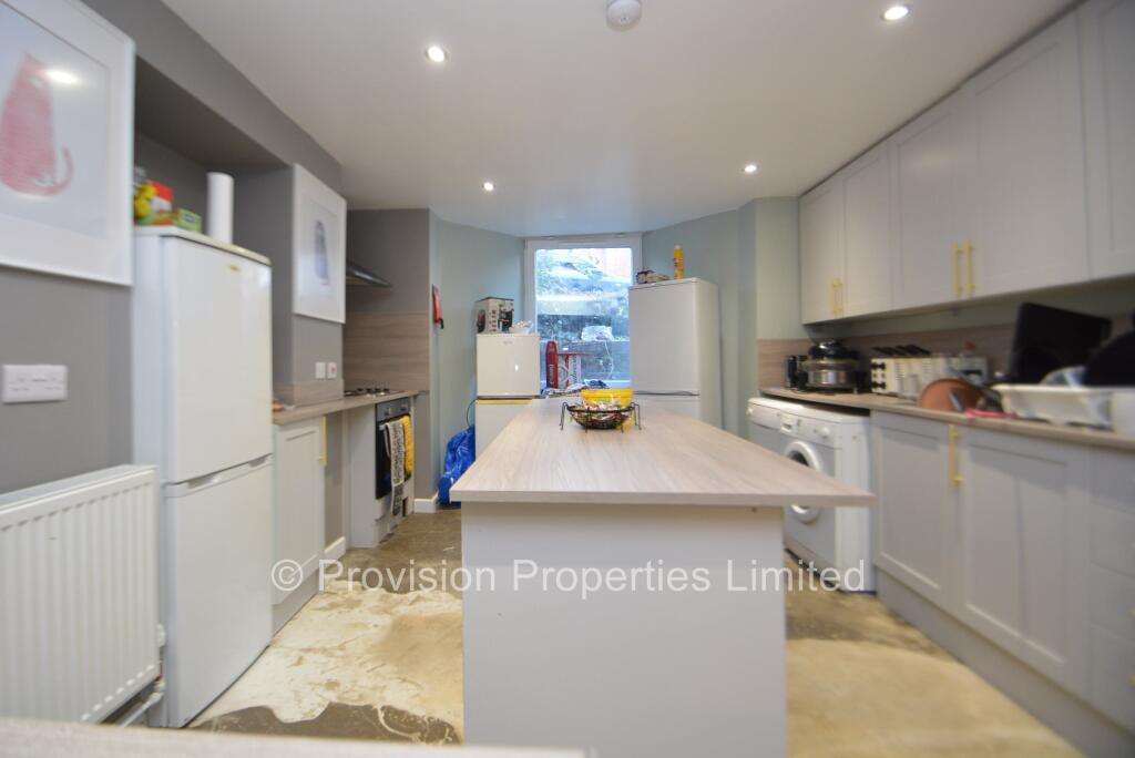 House in Leeds - View 5