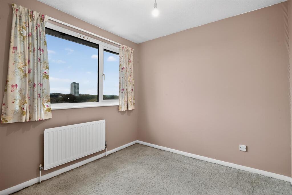 House in Reading - View 4