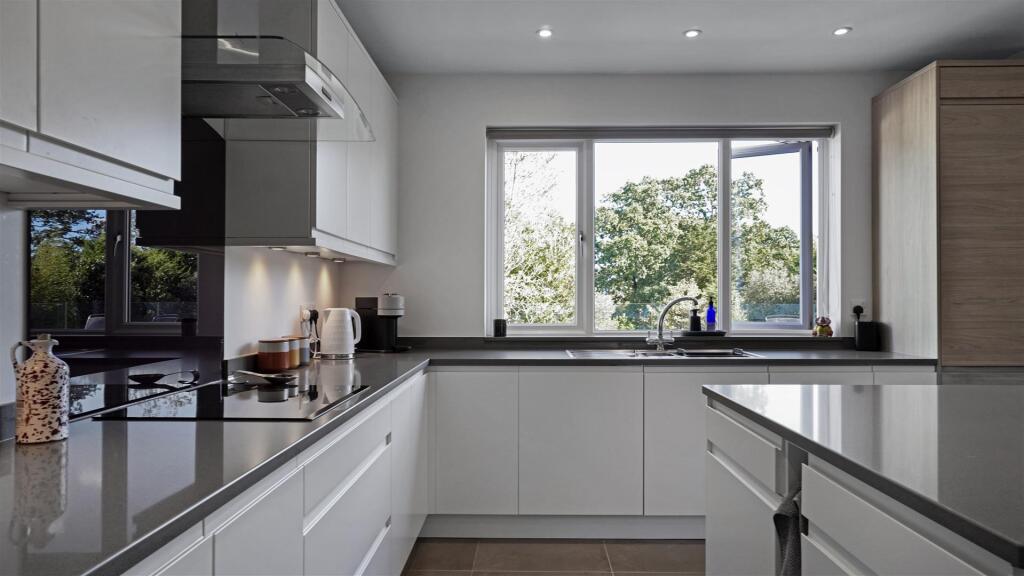 House in Poole - View 5