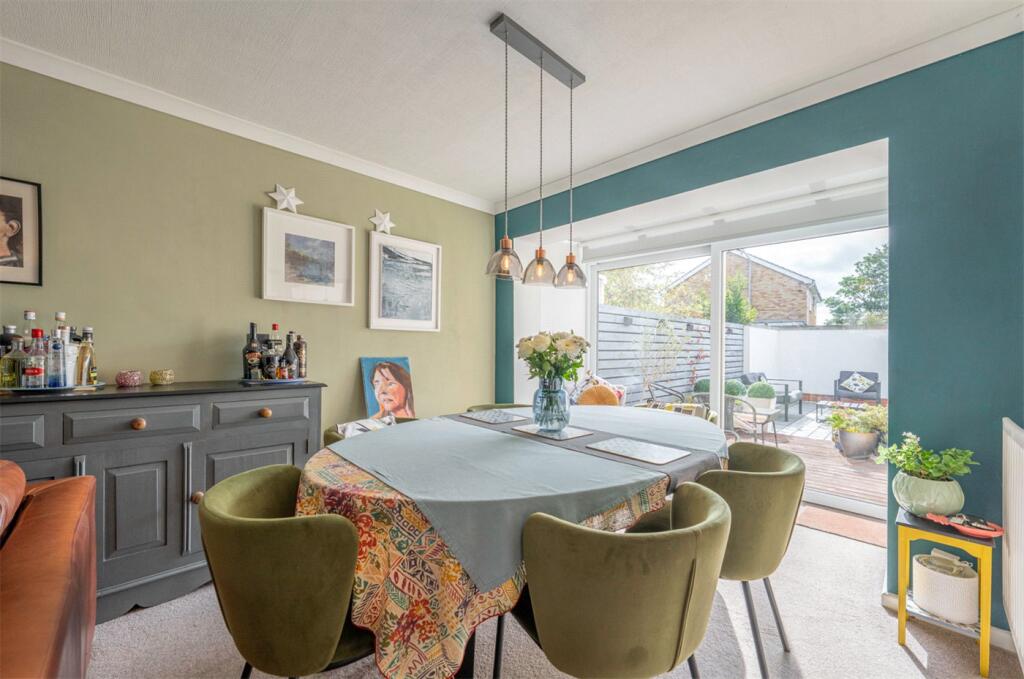 The Spinney, Leamington Spa, Warwickshire, CV32 photo 2