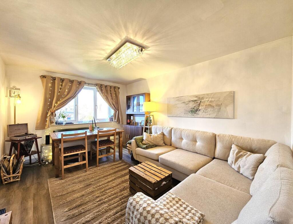 Main image of property: Brendon Grove, East Finchley, N2