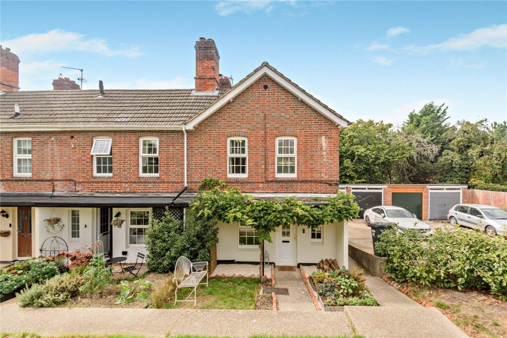 Main image of property: Pear Tree Lane, Newbury, West Berkshire, RG14