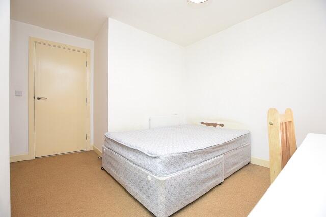 Apartment in Sheffield - View 4