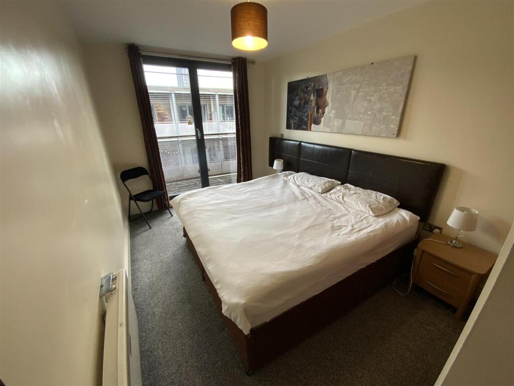 Apartment in Birmingham, The Arcadian, Digbeth - View 4