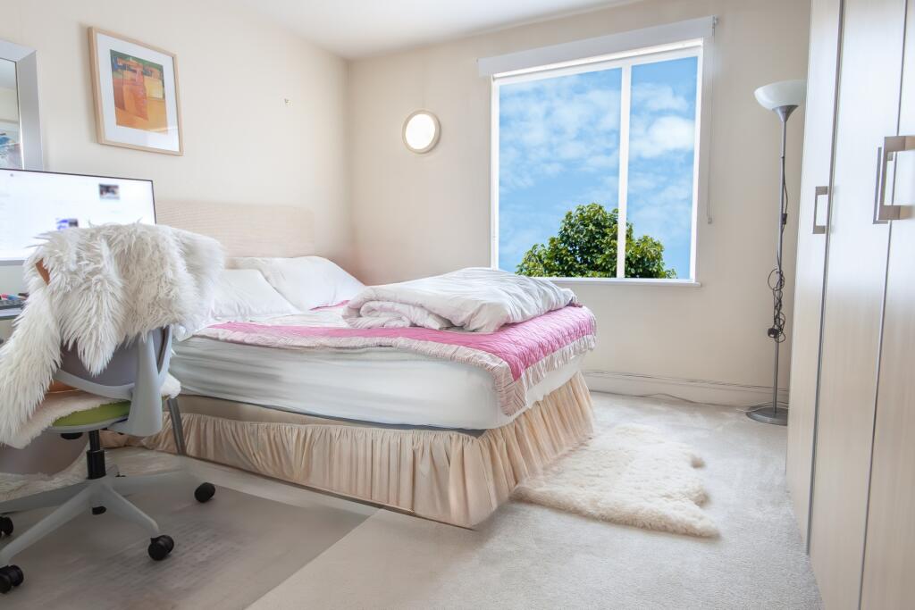 Llanvanor Road, Golders Green, NW2 - View 4