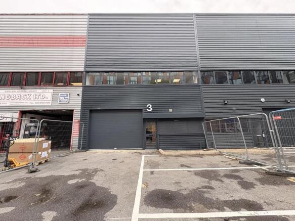 Unit 3 Acton Vale  2 Copy.jpg