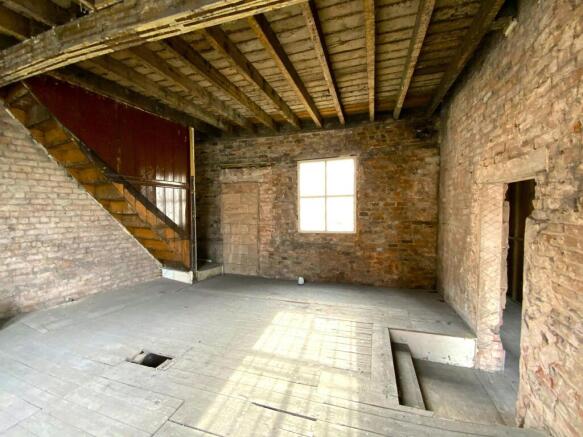 01 floor  IMG_0857.jpg