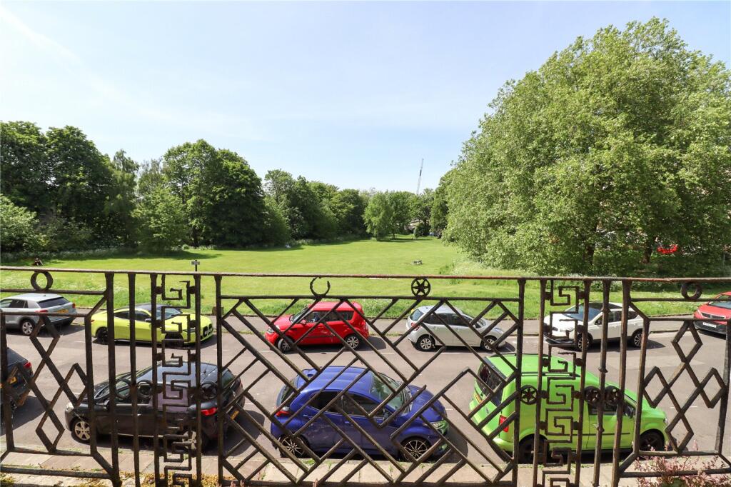 Apartment in Bath, Kingsmead - View 3