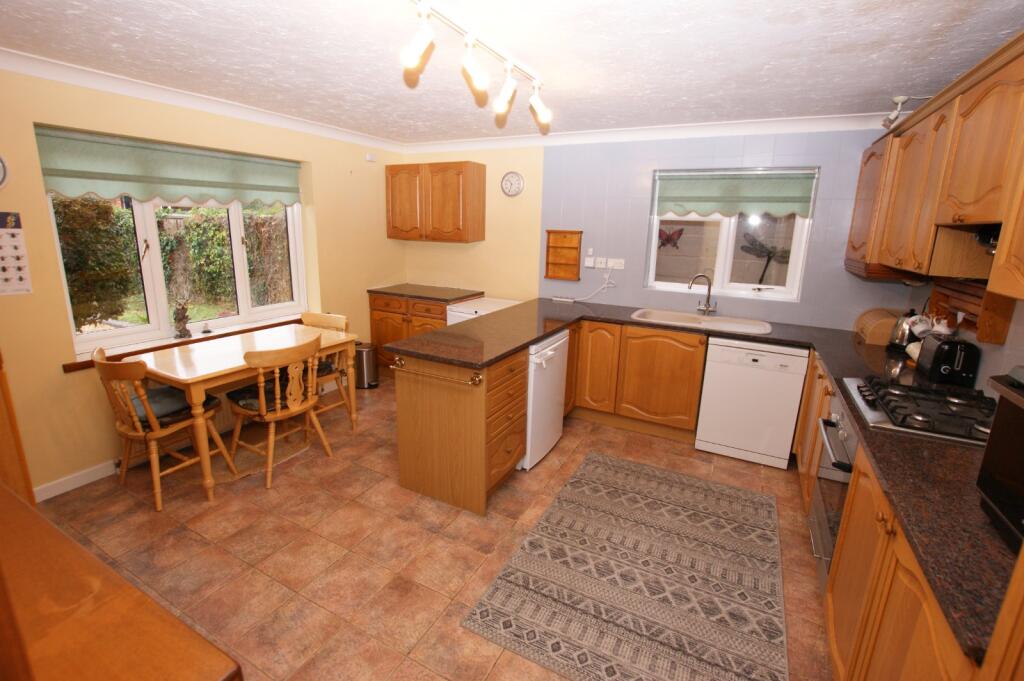 House in Pamphill, East End, Corfe Mullen - View 2