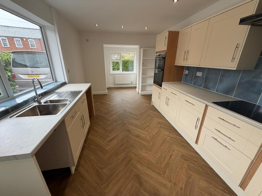 House in West Lindsey, Saxilby, Saxilby with Ingleby CP - View 3