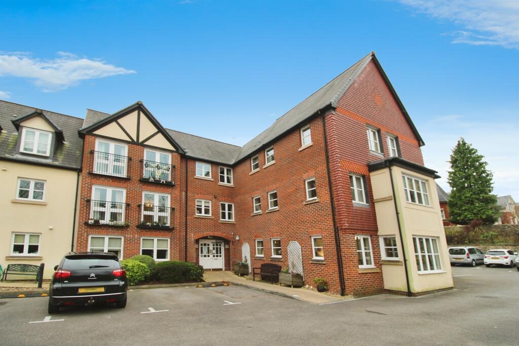 Main image of property: Cardiff Road, Llandaff, CARDIFF