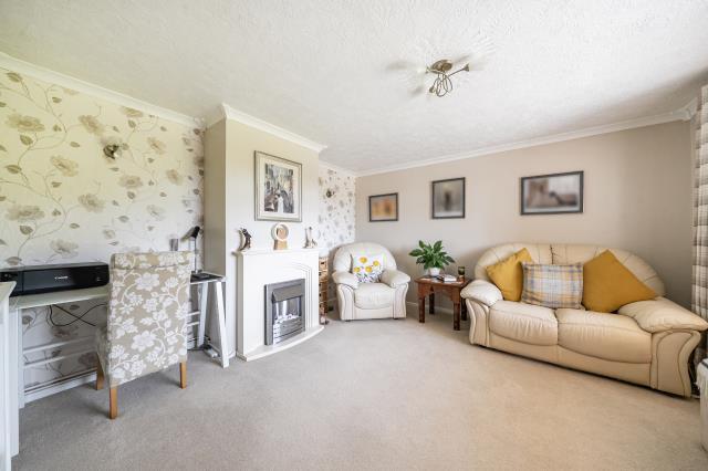 Kingsley Close, Shaw, Newbury - More