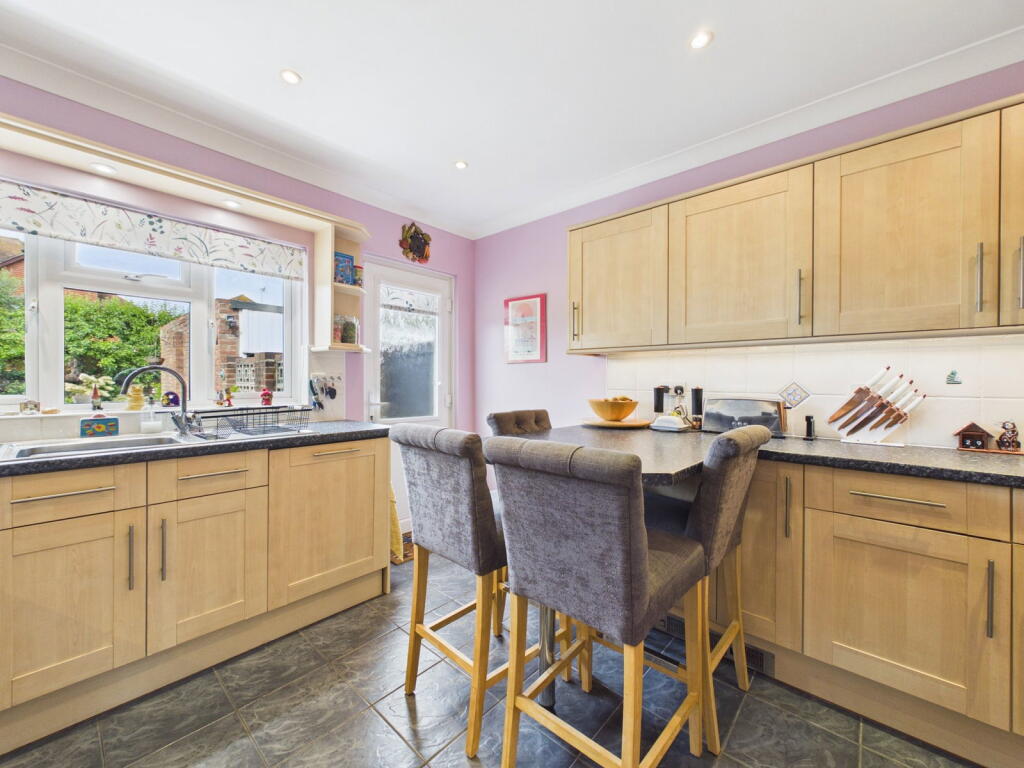 House in Worthing, West Worthing - View 4
