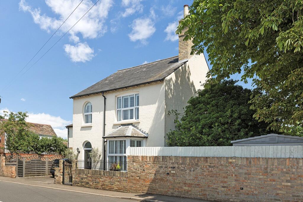 Main image of property: London Road, Godmanchester, Huntingdon, Cambridgeshire, PE29