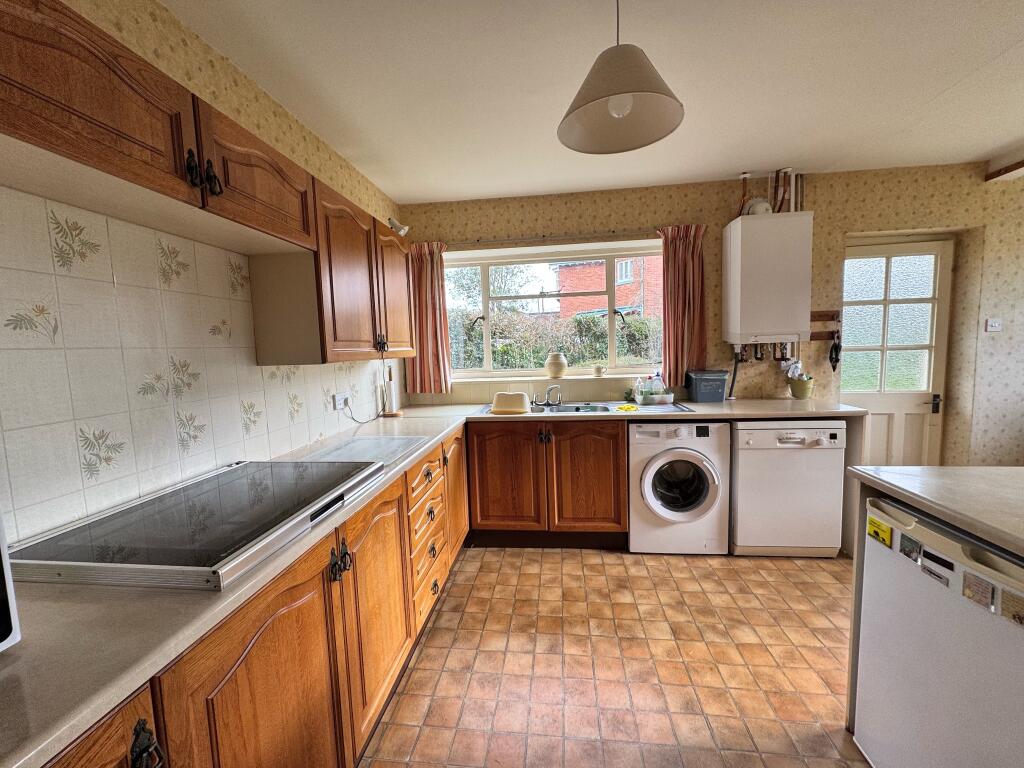 Church Road, Lympstone, Exmouth photo 4