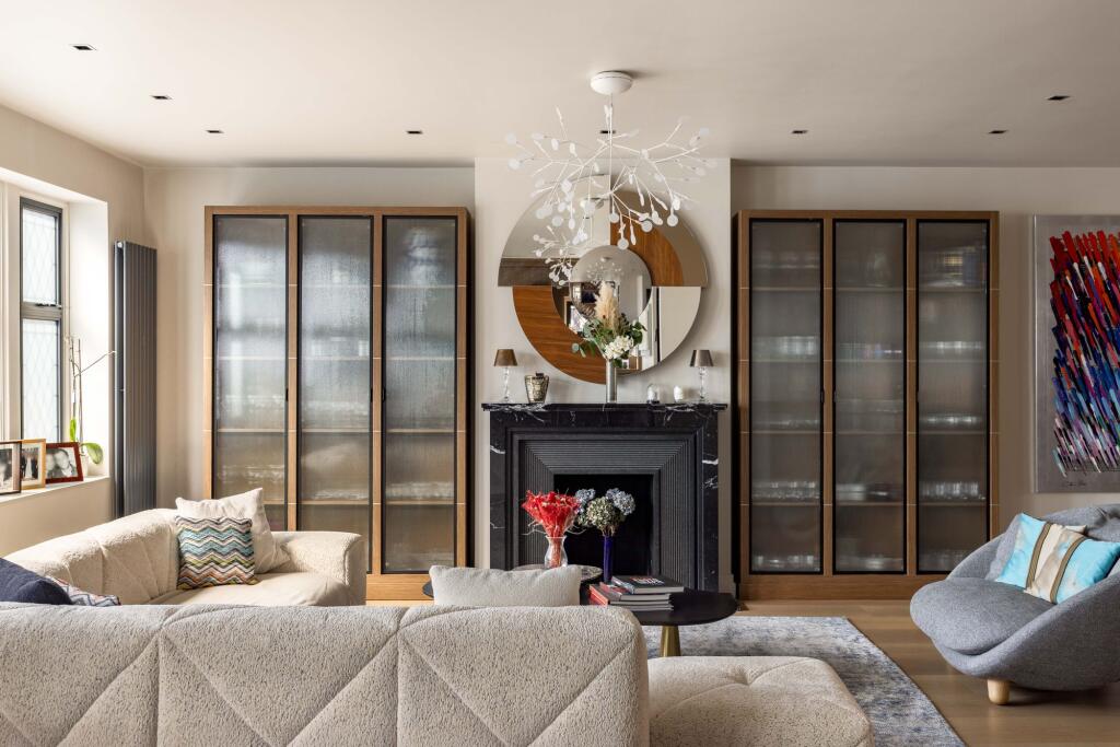 Main image of property: Vale Close, London, W9