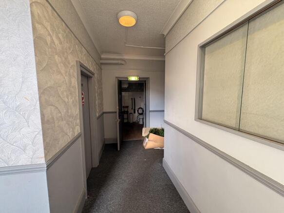 Photo 29