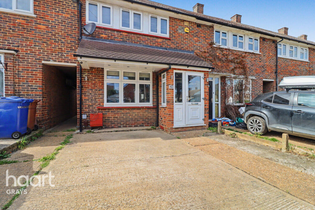 Main image of property: Ravel Gardens, South ockendon