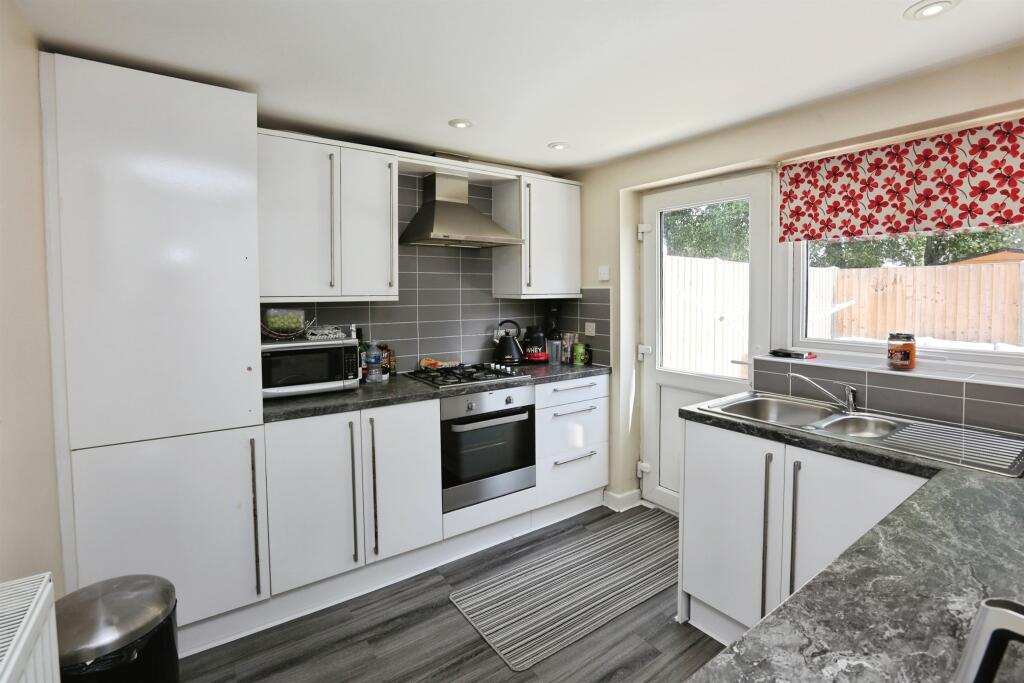 Apartment in Portsmouth - View 4