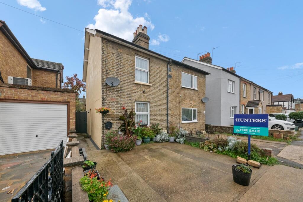 2-bed semi-detached on Nellgrove Road, Uxbridge, £425,000