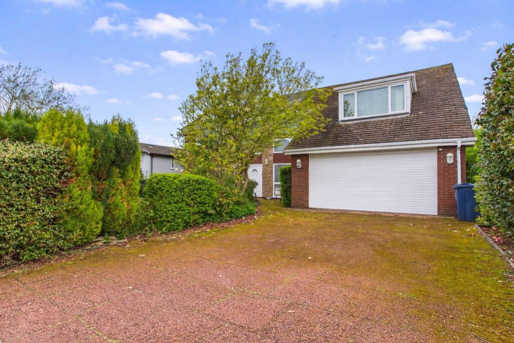 Main image of property: Elmers Green, Skelmersdale, WN8 6SB