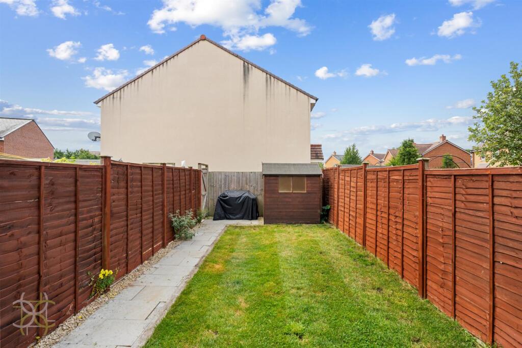 Grange Farm Drive, Honeybourne, Evesham photo 4