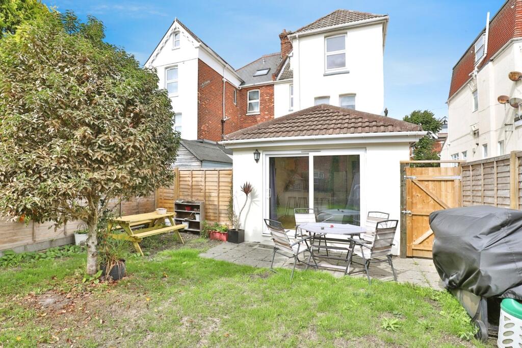 Westby Road, Bournemouth, Dorset, BH5 photo 3