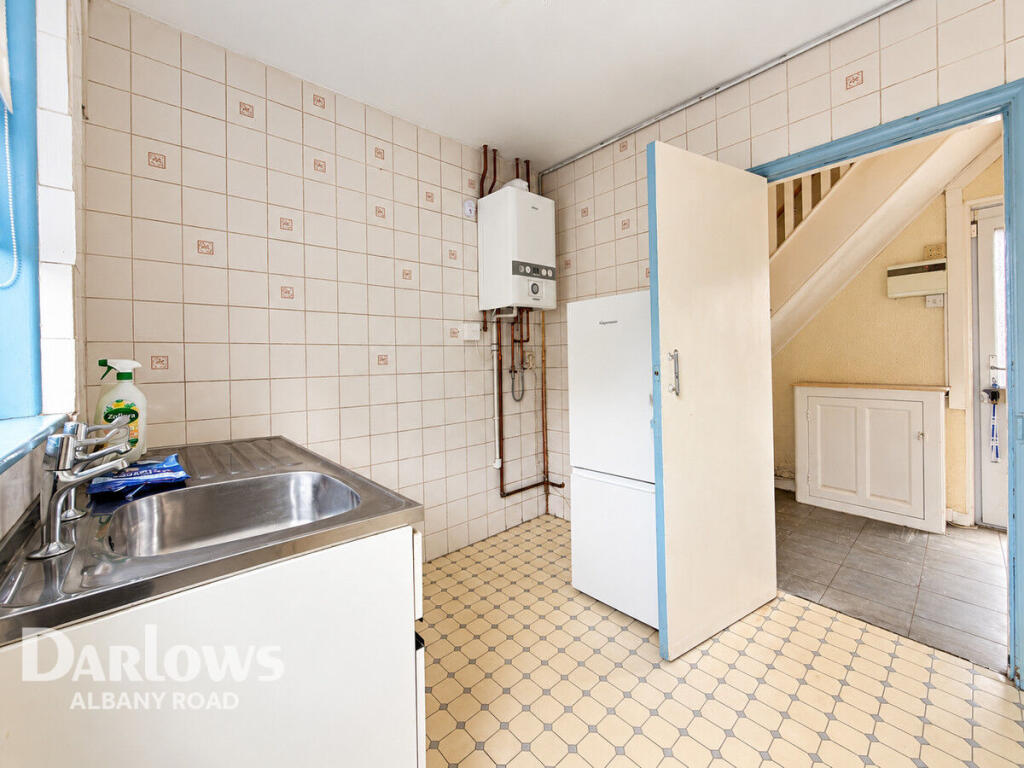 House in Cardiff, Pengam Green, Tremorfa - More