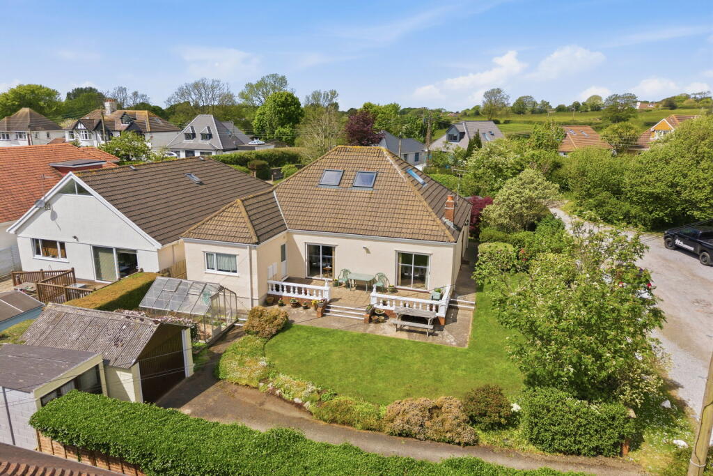 Main image of property: Reigit Lane, Murton, Swansea, SA3 3AN