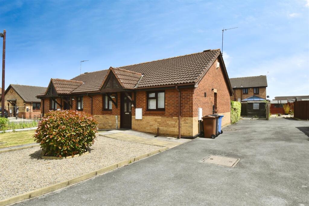 Main image of property: Hotton Close, Hull