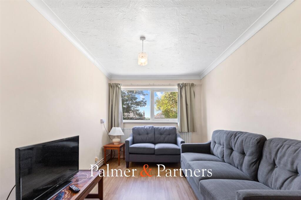Berriman Close, Greenstead, Colchester, Essex, CO4 photo 4