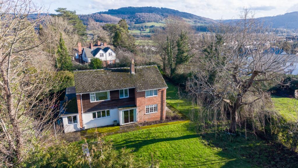 4-bed house on Highfield Close, Monmouth, NP25, £875,000