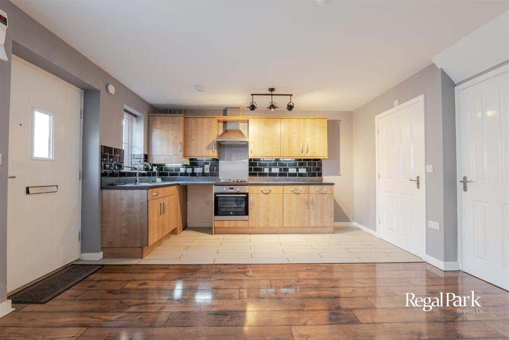 House in Peterborough, Cardea - View 4