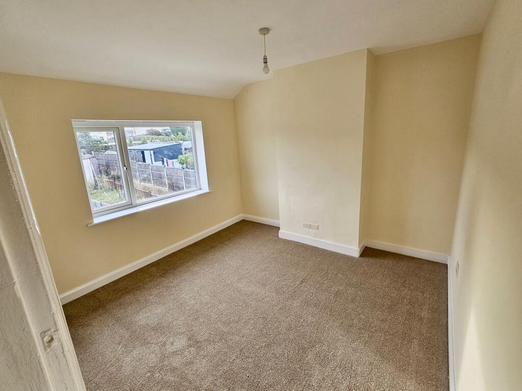Throne Crescent, Rowley Regis photo 5