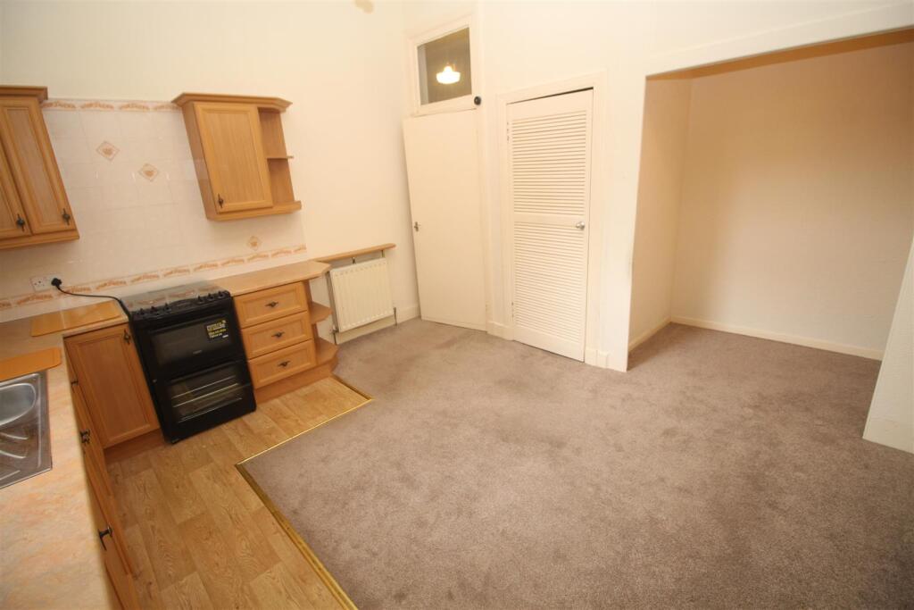 Apartment in Greenock, Inverclyde - View 4