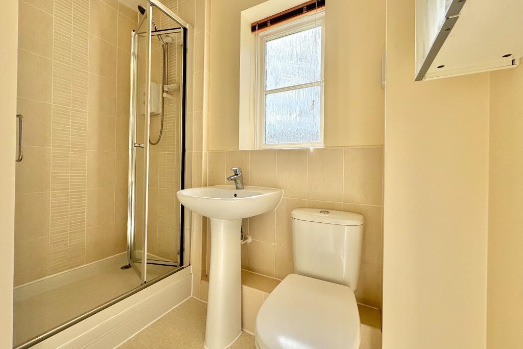 Apartment in Portsmouth - View 5