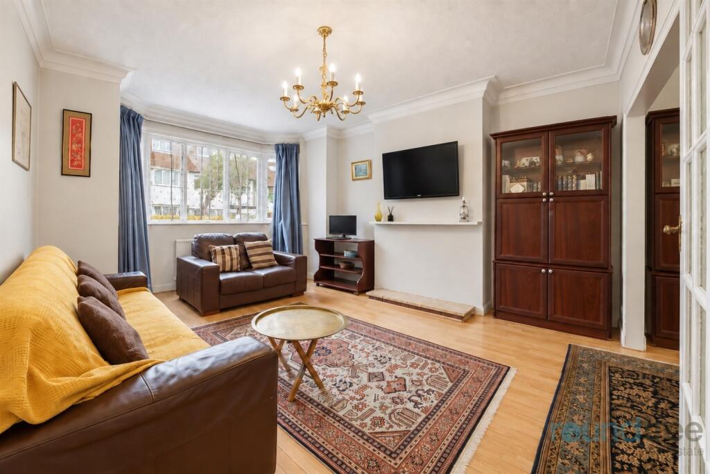 House in London - View 5