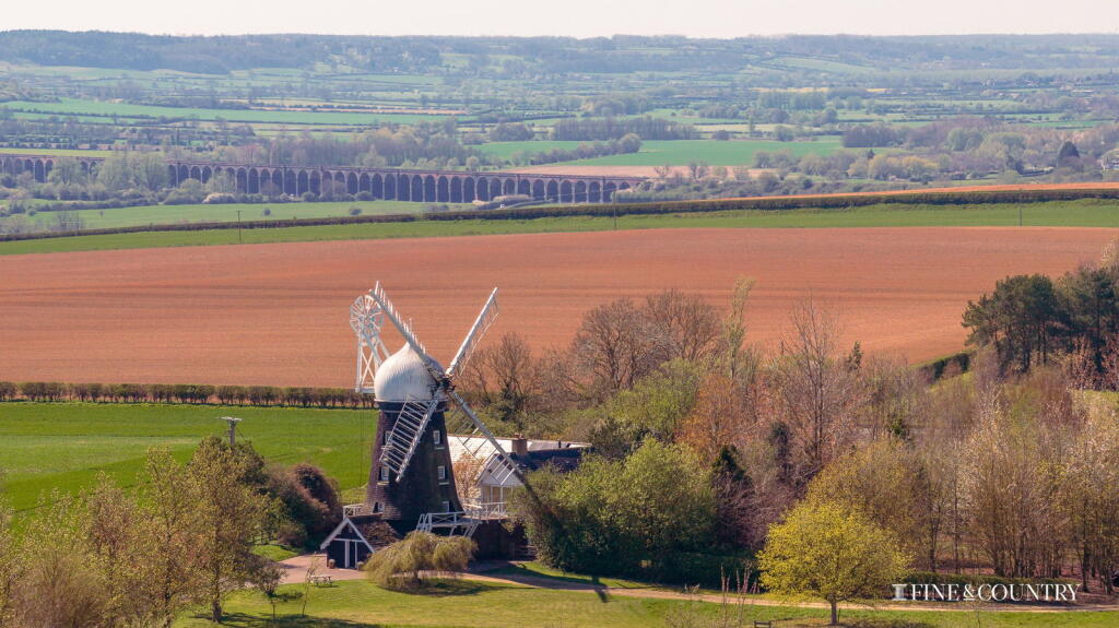 Morcott photo 3