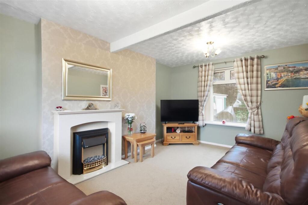 House in Chesterfield, Staveley CP - View 2