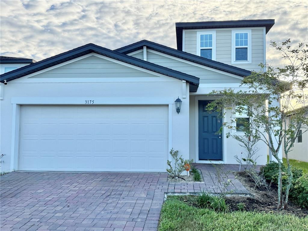 Main image of property: Florida, Polk County, Davenport