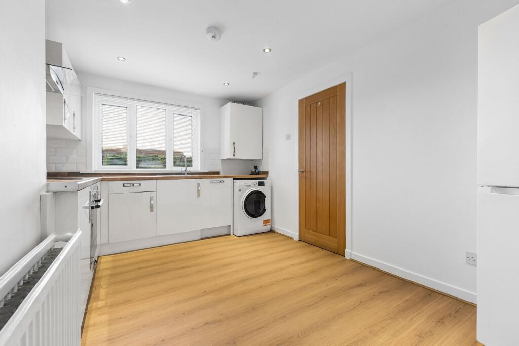 House in Falkirk, Stirling - View 5