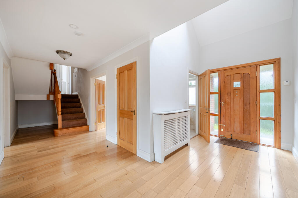 Main image of property: Towpath, Shepperton, TW17