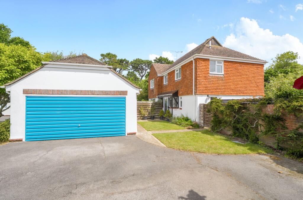 Main image of property: Bradlond Close, Aldwick Felds, PO21