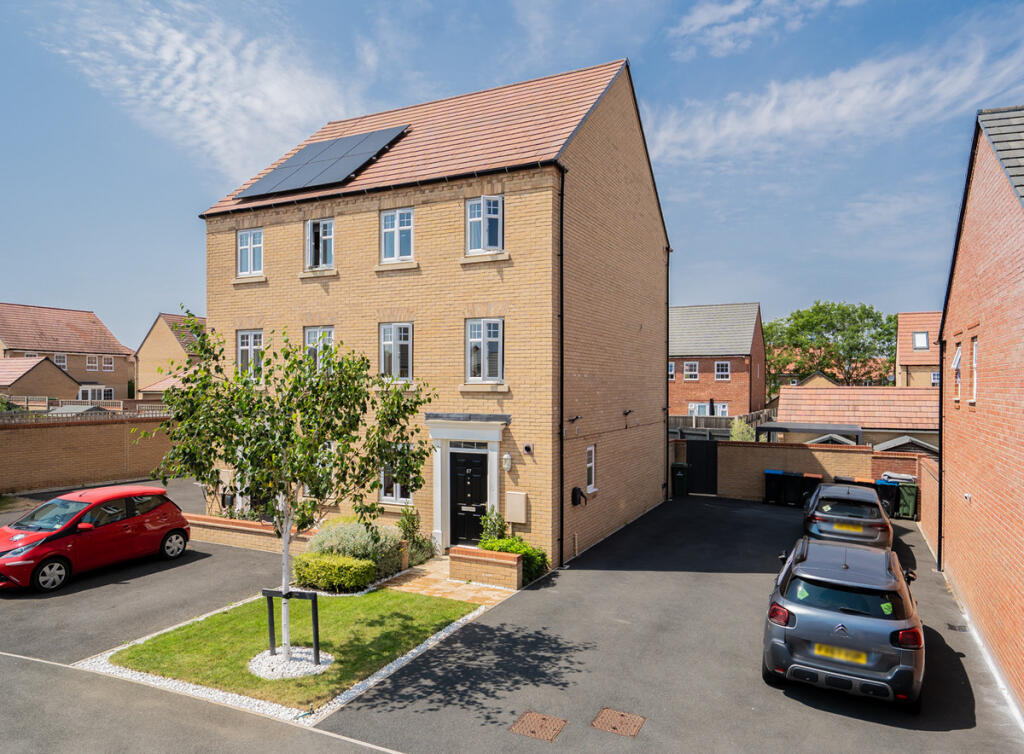 Main image of property: Fitz Hugh Crescent, Eagle Farm South, Milton Keynes, MK17