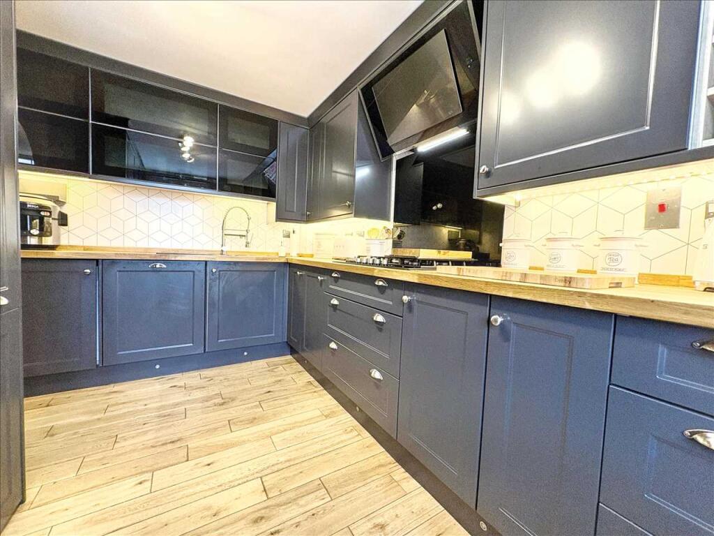 House in Nottingham - View 3